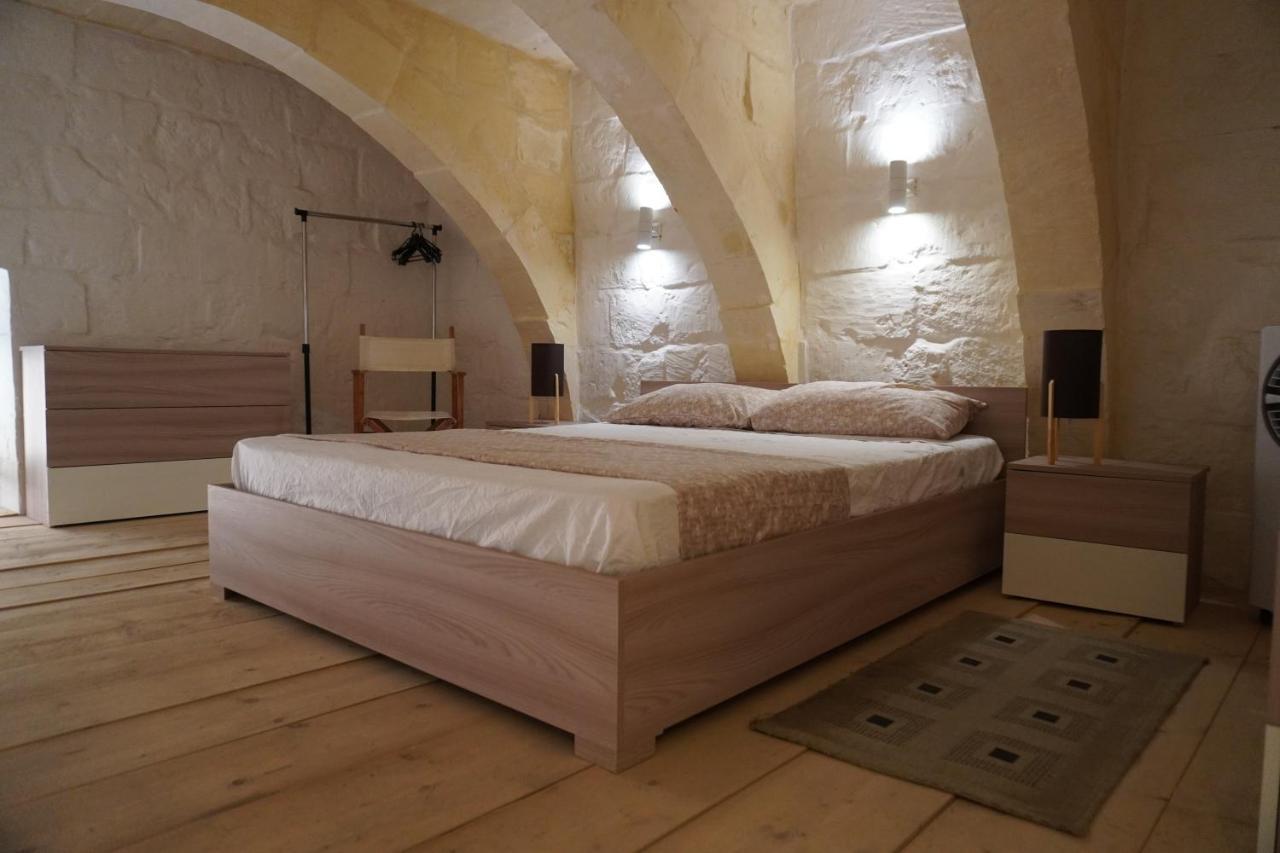Il-Mezzanine Private Traditional And Walking Distance To Bus Terminus Vila Cospicua Exterior foto