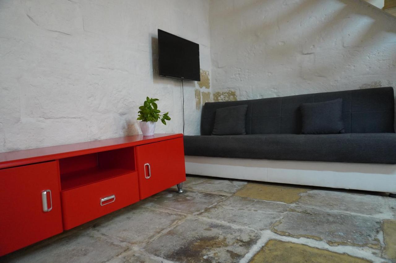 Il-Mezzanine Private Traditional And Walking Distance To Bus Terminus Vila Cospicua Exterior foto